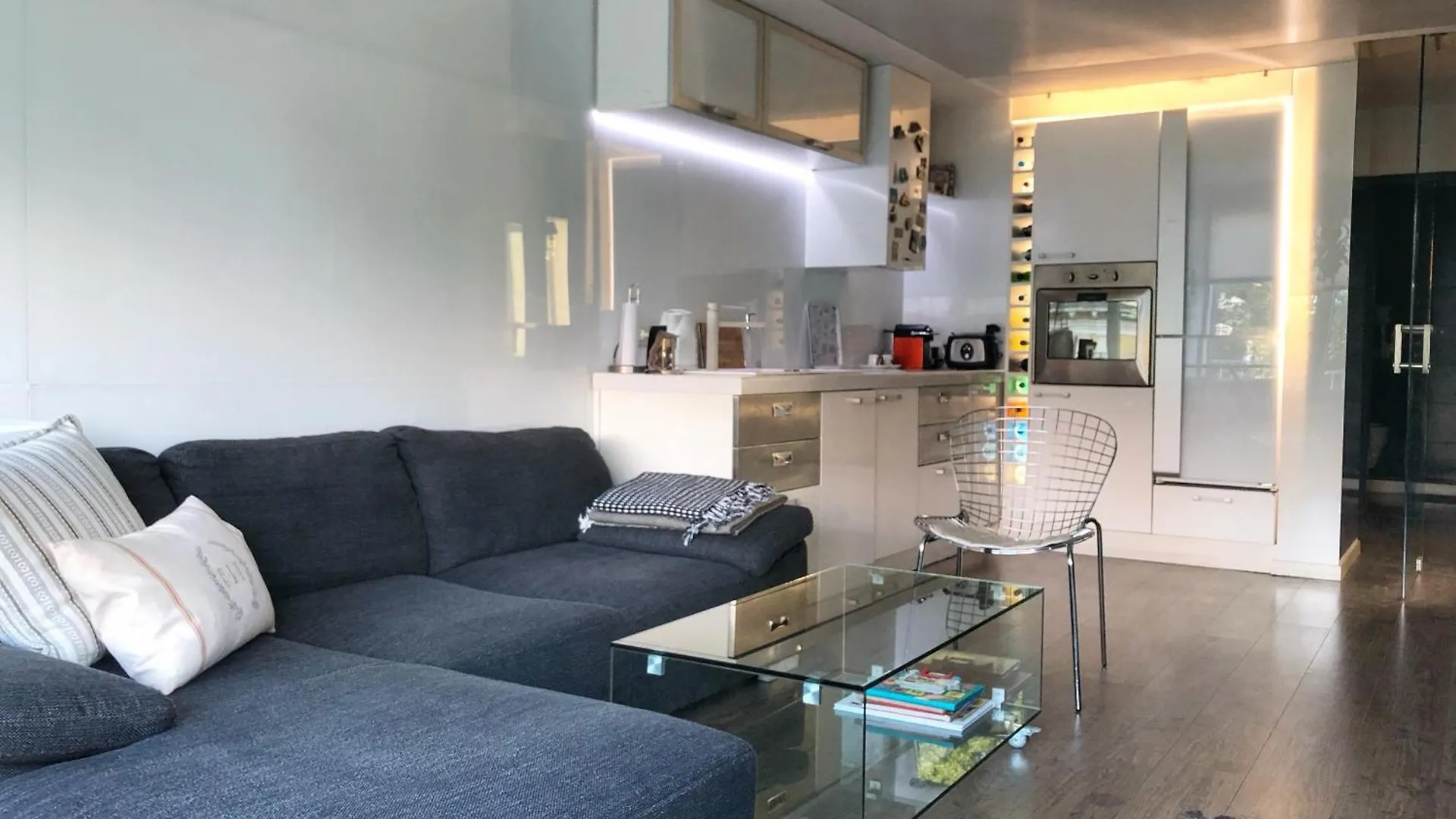 Luxury Sea View Bulldog Place 瓦爾納