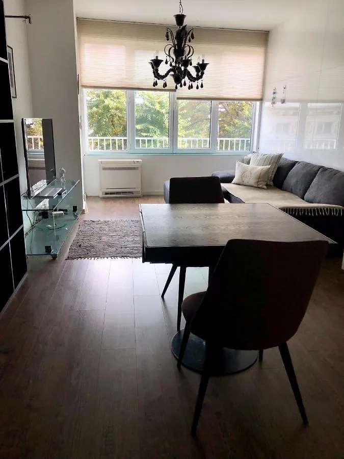 Luxury Sea View Bulldog Place 瓦爾納 公寓